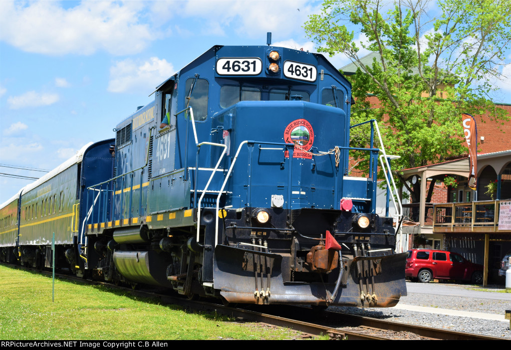 Excursion Train